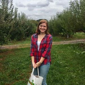 Meet your Posher, Claire